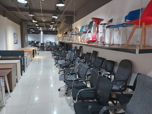 Hoa Phat Office Furniture Showroom